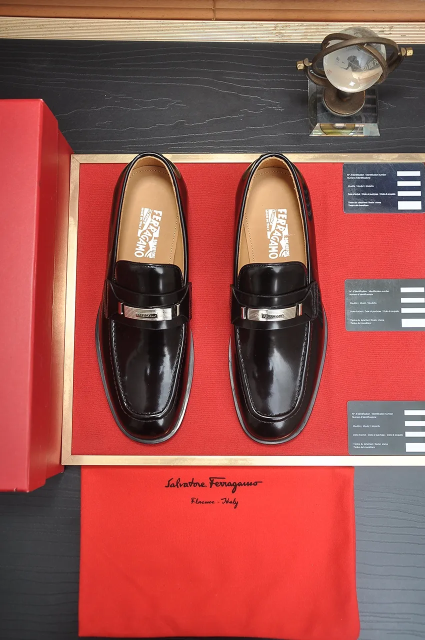 Men's shoes 💰620💶 [Ferragamo/Ferragamo] The latest model in the counter. Original imported open-sided high-quality cowhide hand-woven + imported 🐂 cowhide + original luxury metal buckle + original combination outsole. Comparative and stress-free 38--45 (45 custom-made)